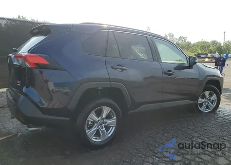 2025 Toyota Rav4 Xle z USA, uszkodzony, nr VIN 2T3P1RFV1SW513761